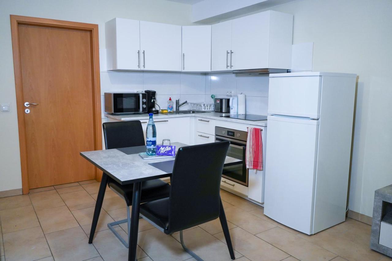Ferienwohnung In Kaiserslautern-Hohenecken Exterior foto
